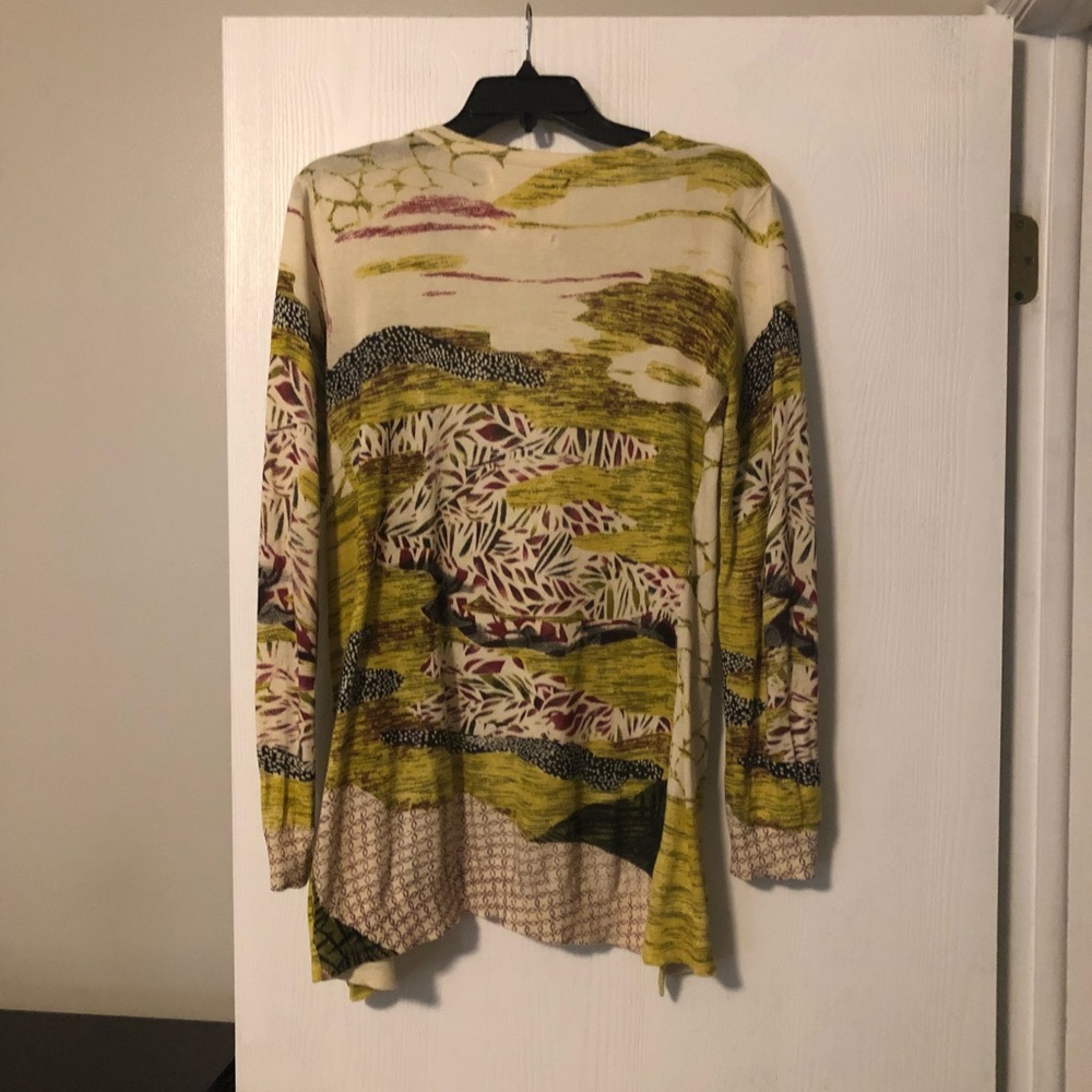 Size M Chelsea and Violet Cardigan